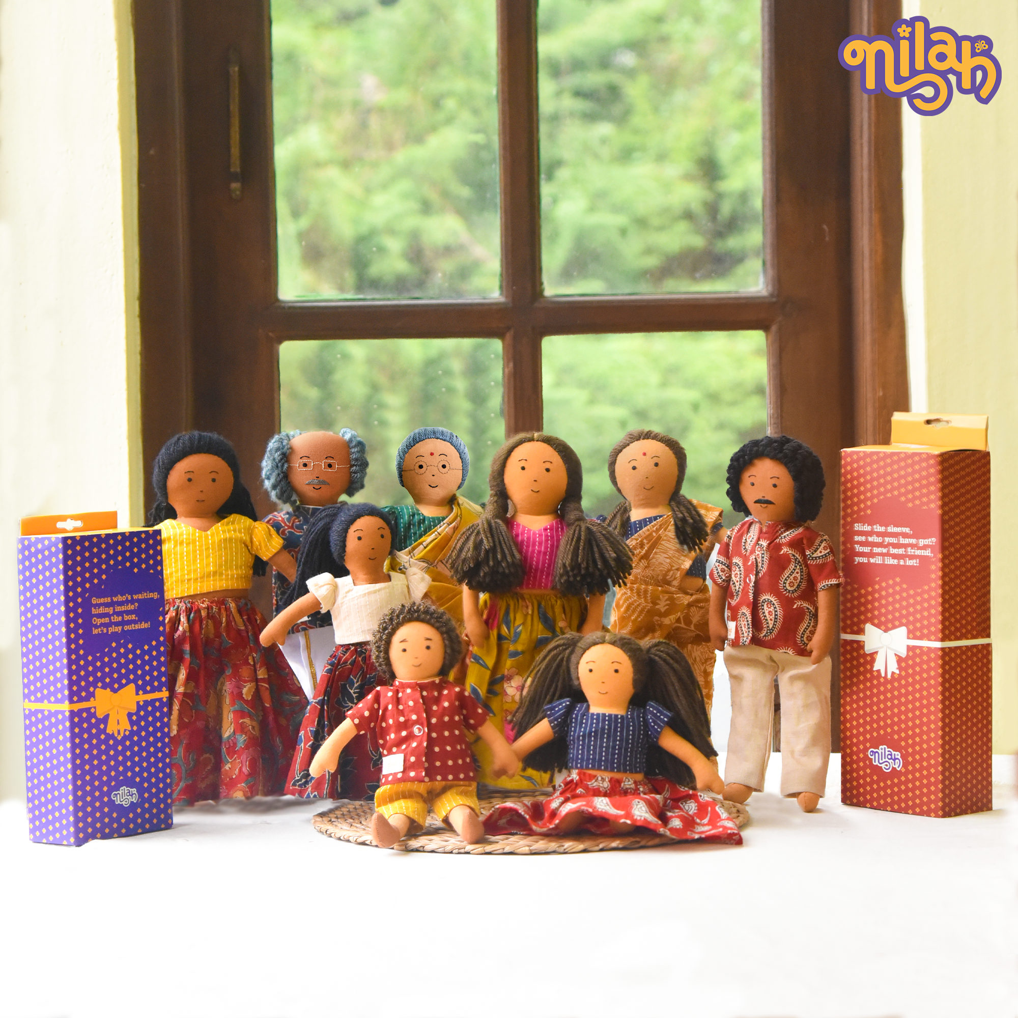 Nilah's entire family celebrating together
