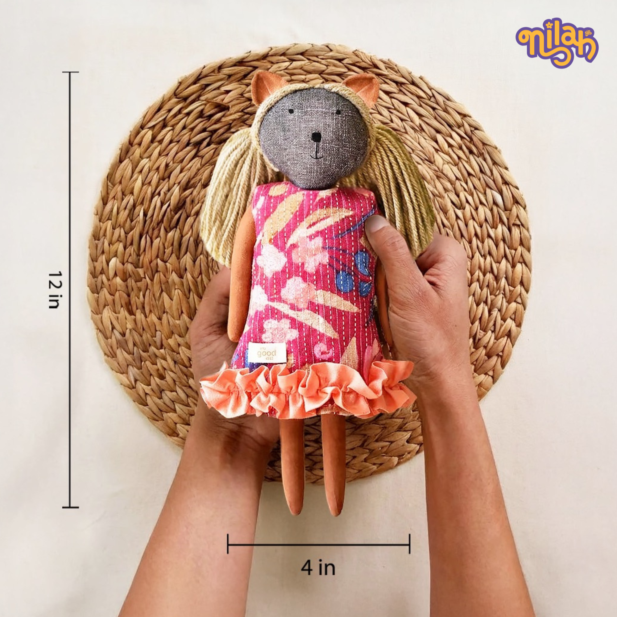 Nilah befriends the Karadis