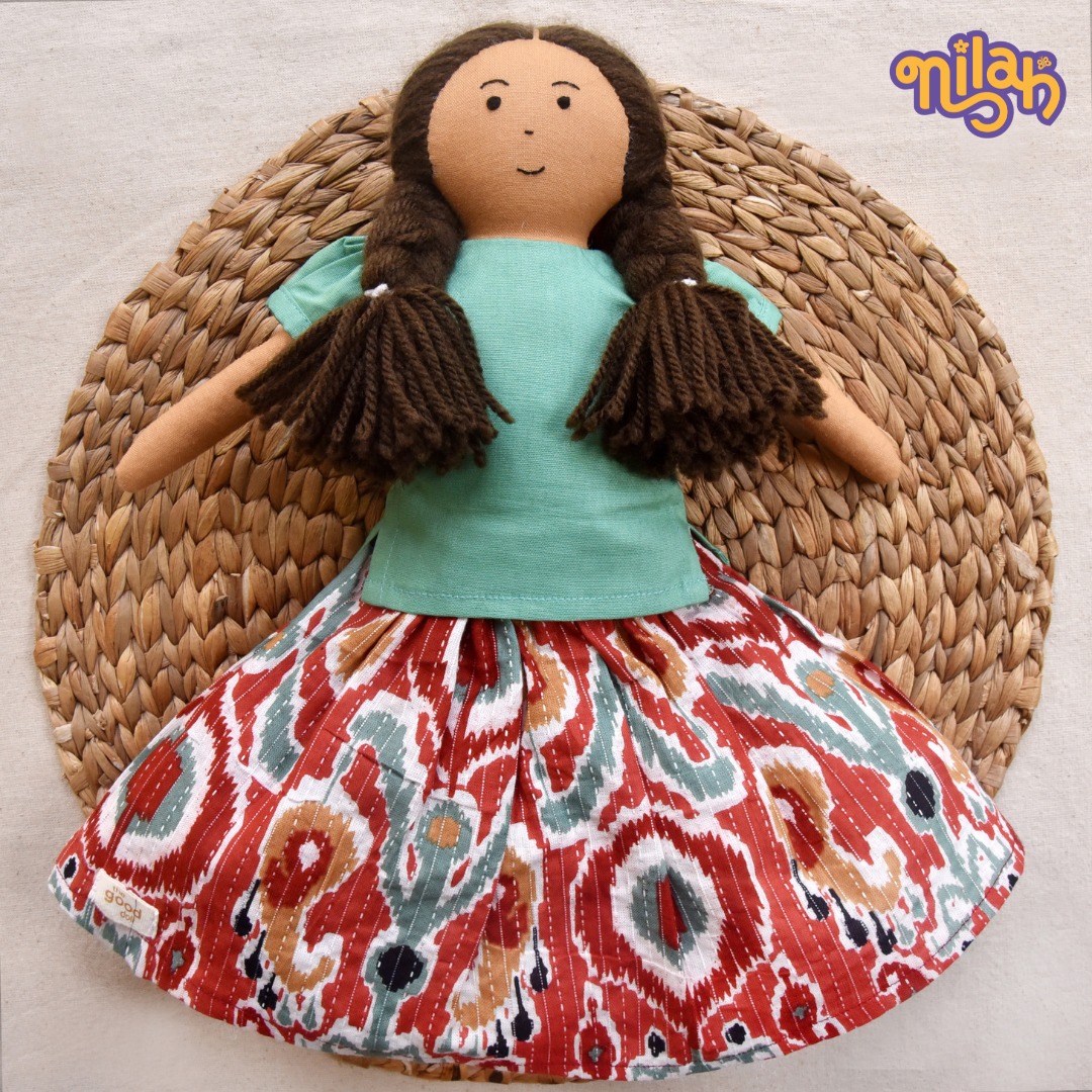 Nilah sitting in her front yard