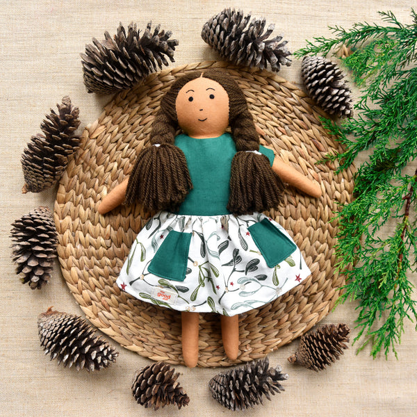 Nilah in a Green Low Waist Dress