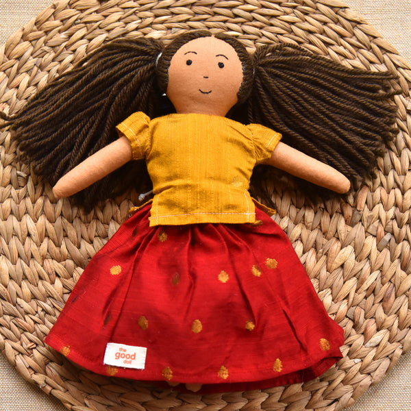 Mira - Nilah’s Younger Sister in a Classic Red