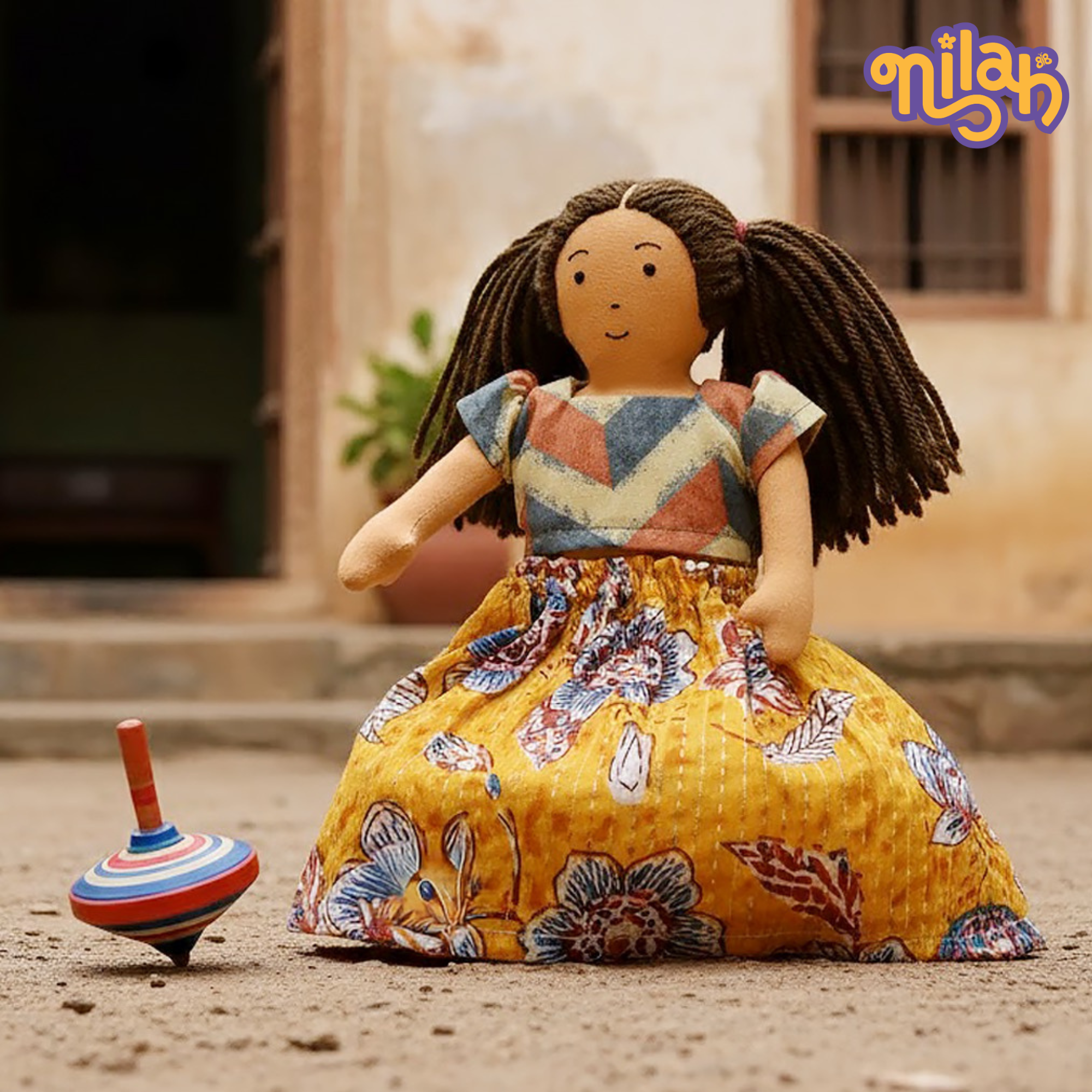 A world of creativity with Nilah and Mira