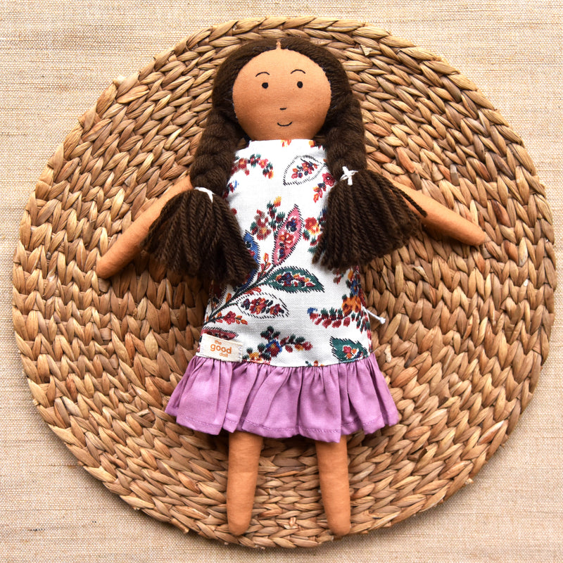Nilah in a Layered Dress
